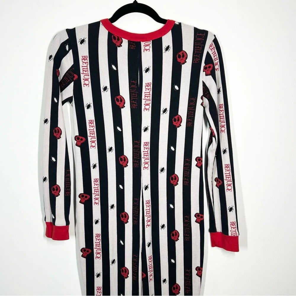 Beetlejuice x Forever 21 Kids Thermal Pajama Union Suit Skulls 13/14 L/XL